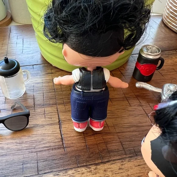 LOL Surprise Tough Guy & Tough Woof - Picture 4 of 6